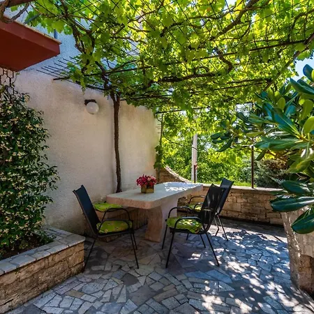 Stari Apartment *
